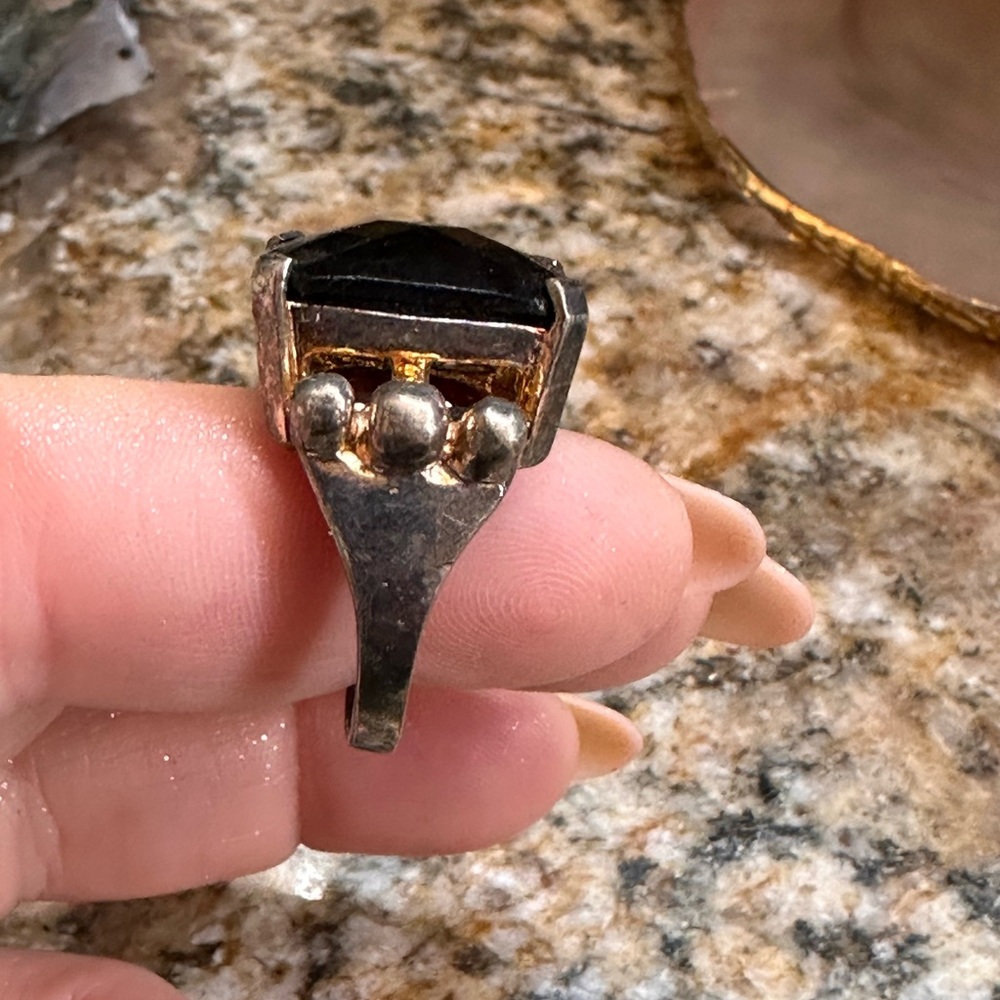 Vintage Sterling Silver Black Onyx Stone Ring - Picture 8 of 11